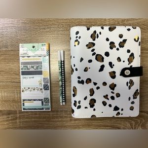 The Paper Studio Agenda 52 Planner Binder & Accessories